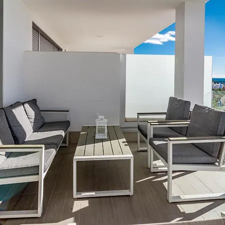 Апартаменты Ov5bb- Modern Family Flat, Lovely Views Эстепона