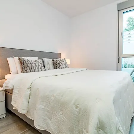 Ov5bb- Modern Family Flat, Lovely Views Apartmán Estepona